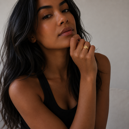 Luna Signet Ring