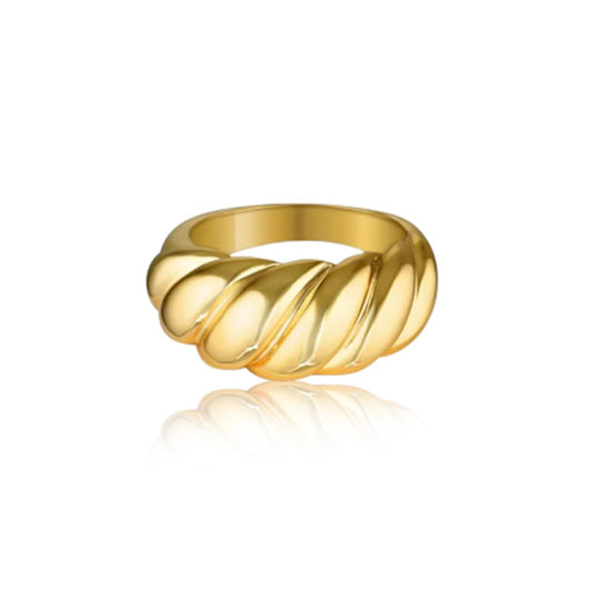 Croissant ring in 18K PVD Gold Plated. 