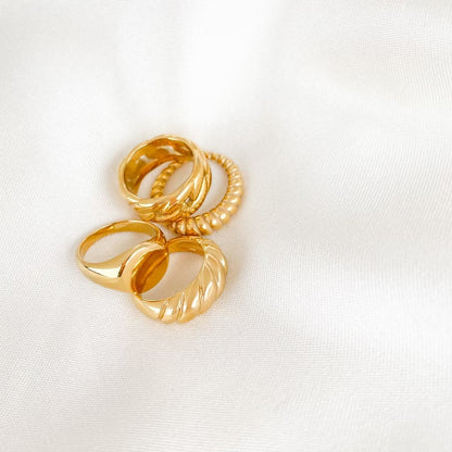 Modern Gold plated Chain Link ring, 18k PVD Gold Plated,  Stainless Steel Base,  Chunky Gold Ring, Thick Chunky Statement Ring